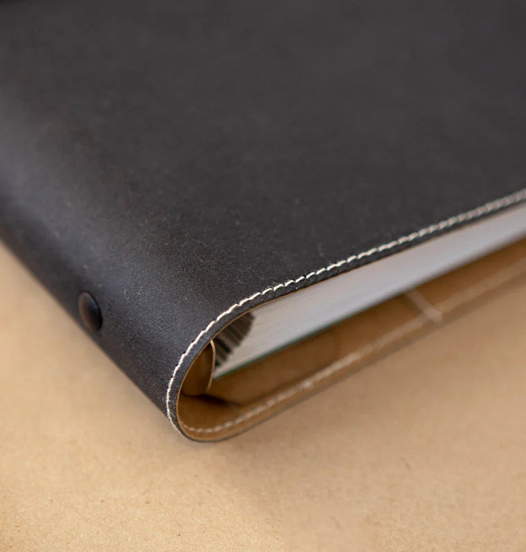 Organizer Filofax Eco Essential A5 Nero con Planner Annuale non Datato