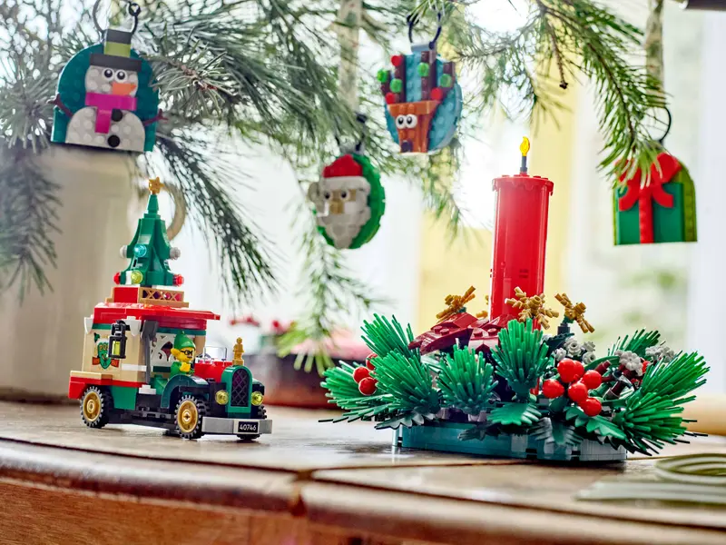LEGO Furgone delle Consegne di Babbo Natale