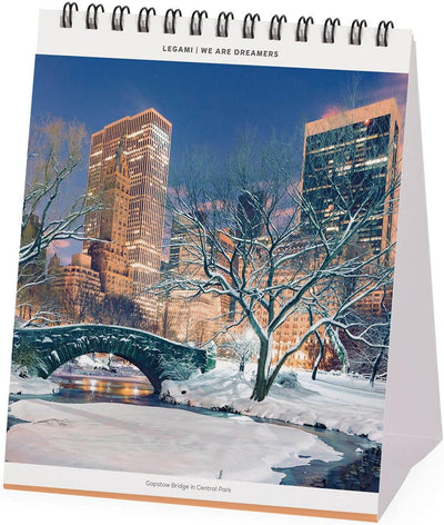 Calendario da Tavolo 12 Mesi Legami con Planner Annuale 2026 New York 12 x 14,5 cm