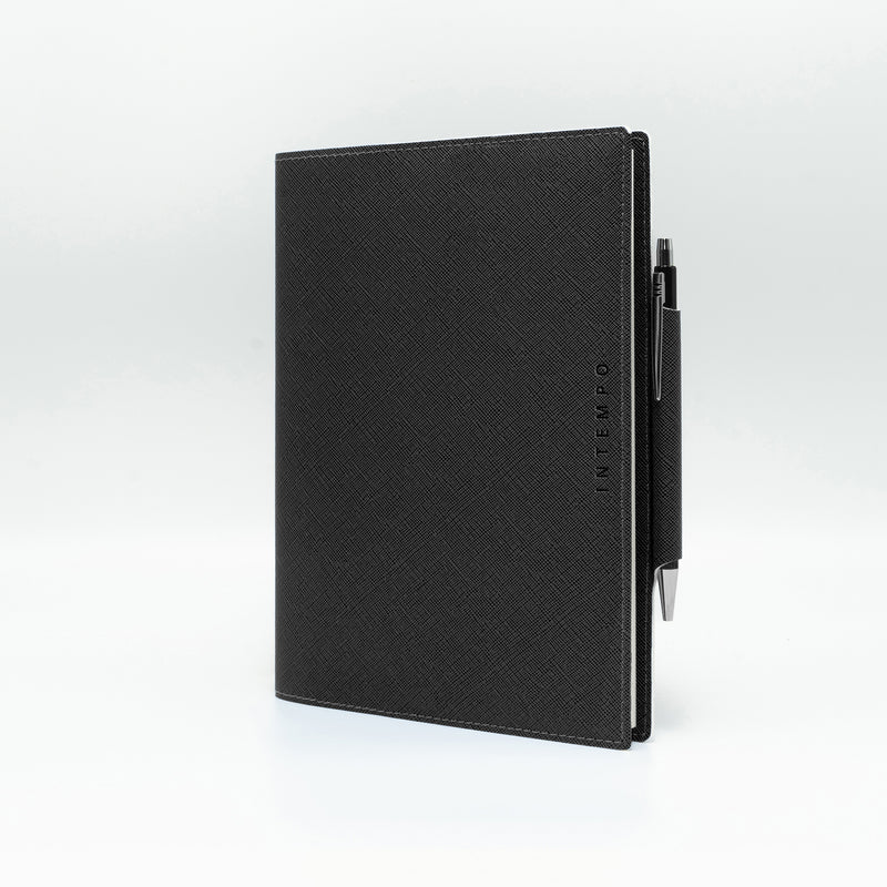 Agenda 12 Mesi Settimanale 2026 Intempo Saffiano Intercambiabile in Similpelle Rigata Nero 15 x 21 cm