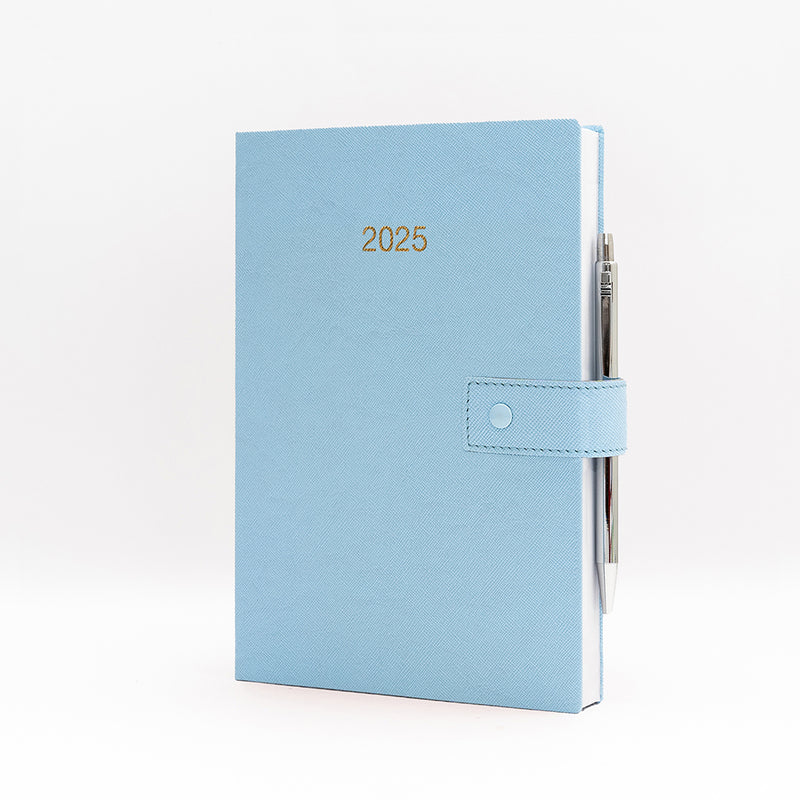 Agenda 12 Mesi Giornaliera Classic in Similpelle Azzurro con Laccio 15 x 21 cm