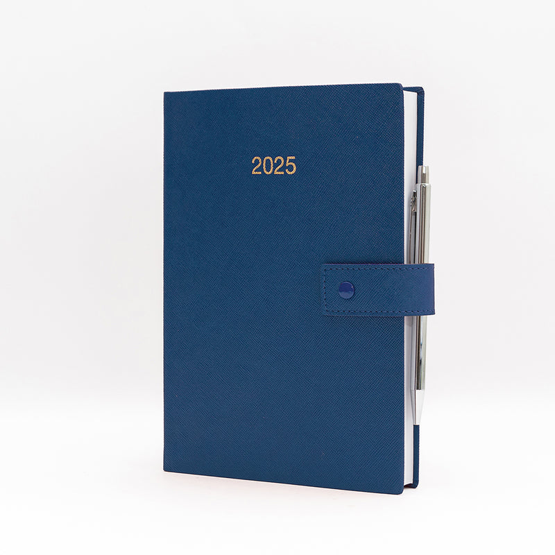 Agenda 12 Mesi Giornaliera Classic in Similpelle Blu con Laccio 15 x 21 cm