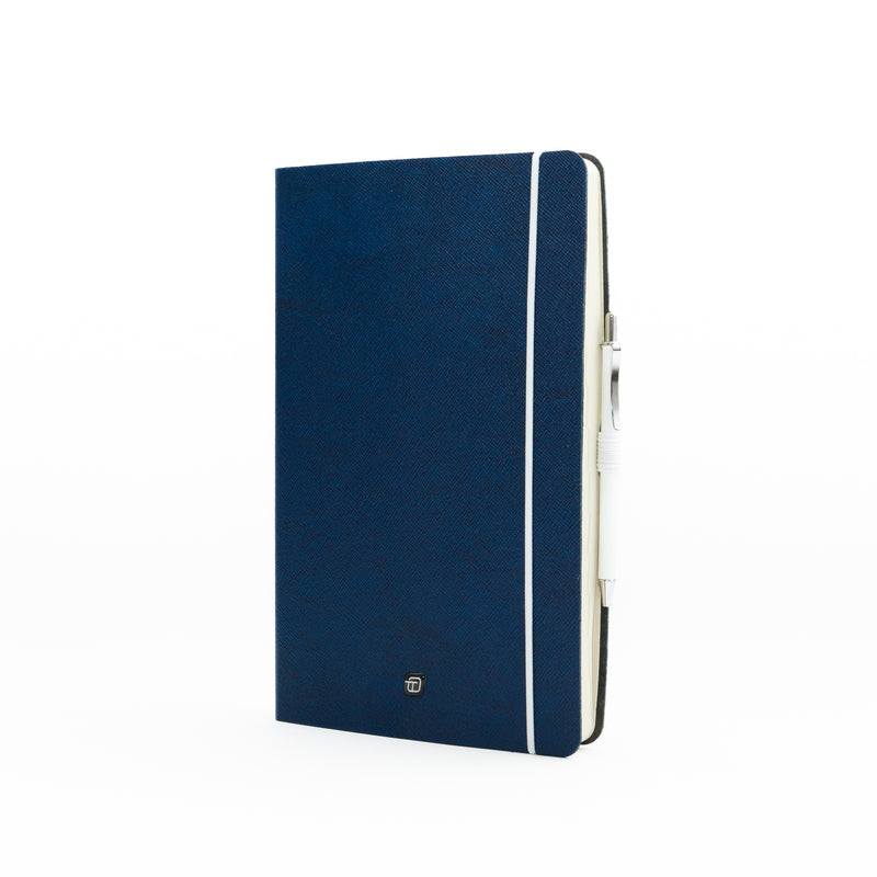 Agenda 12 Mesi Intempo Cartesio Giornaliera in Similpelle con Elastico e Penna Blu 13 x 21 cm - 2026