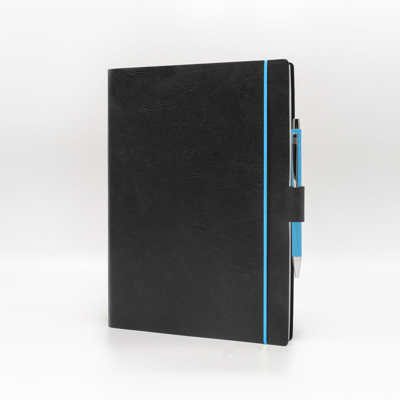 Agenda 12 Mesi Giornaliera Intempo Blue Band 2026 in Similpelle con Elastico Nero 17 x 24 cm