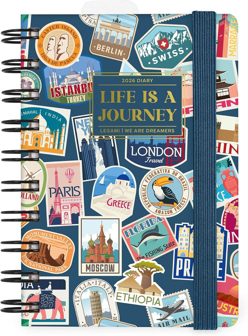 Agenda 12 Mesi Legami Giornaliera Small Spiralata 2026 Travel Stickers con Chiusura ad Elastico