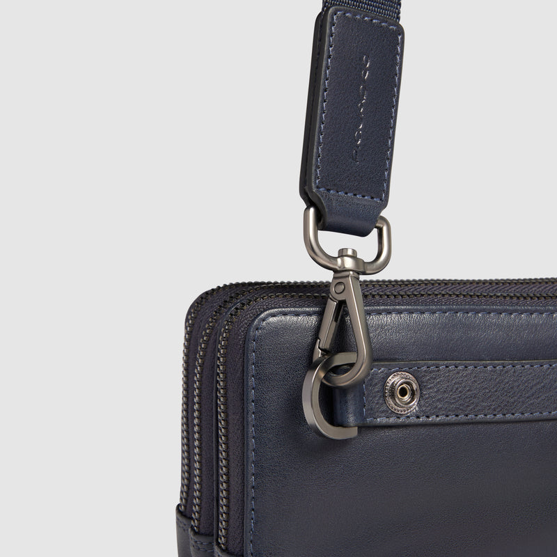 Astuccio Pochette Piquadro New Classic in Pelle a 3 Cerniere con Tracolla Removibile Blu