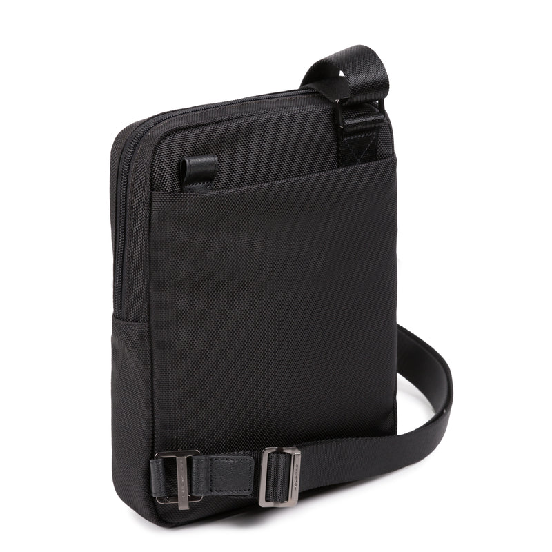 Borsello da Uomo Piquadro Brief 2 in Tessuto Riciclato con Porta iPad® Nero