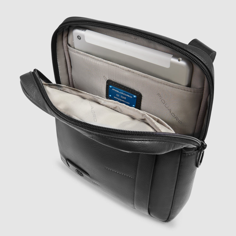 Borsello da Uomo Piquadro Russel in Pelle con Porta iPad® 11" Nero