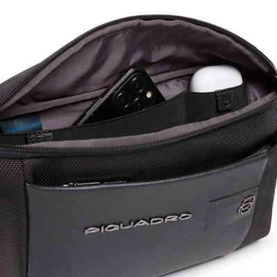 Marsupio da Uomo Piquadro Brief in Tessuto Riciclato Nero