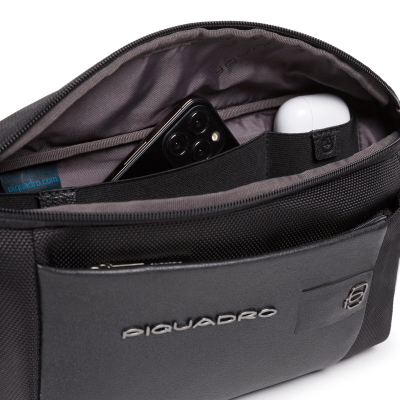 Marsupio da Uomo Piquadro Brief in Tessuto Riciclato Nero