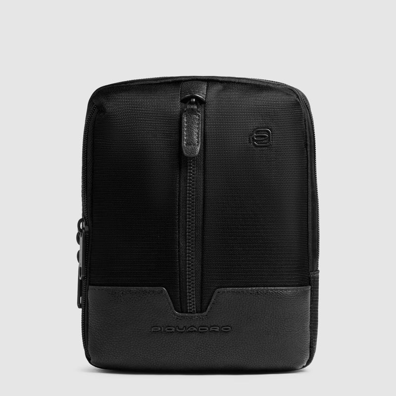 Borsello Piquadro Marcel in Pelle e Tessuto con Porta iPad®mini Nero