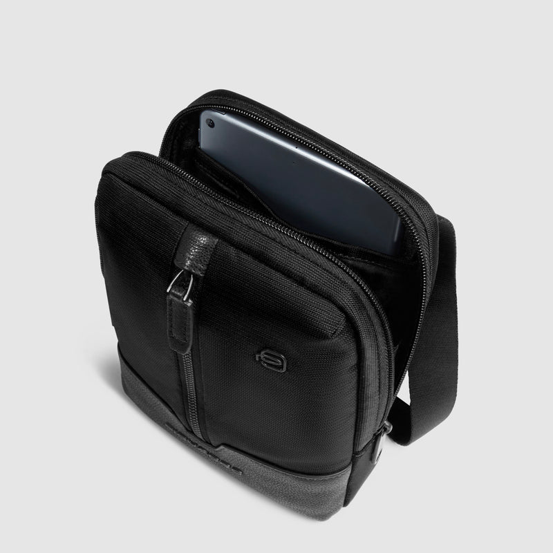 Borsello Piquadro Marcel in Pelle e Tessuto con Porta iPad®mini Nero