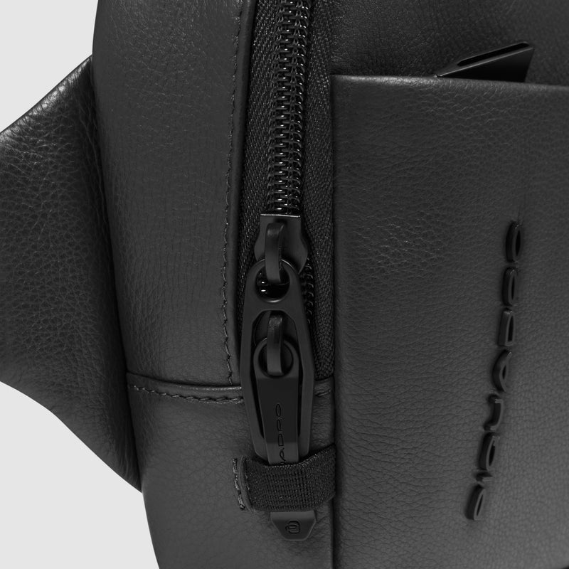 Marsupio da Uomo Piquadro Russel in Pelle con RFID Nero