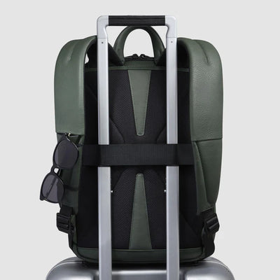 Zaino da Viaggio Piquadro Than con Porta PC 14'' e iPad® in Pelle Verde