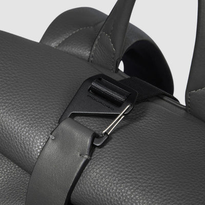 Zaino Roll-Top Piquadro Than con Porta PC 15,6'' e iPad®Pro 12,9" in Pelle Nero