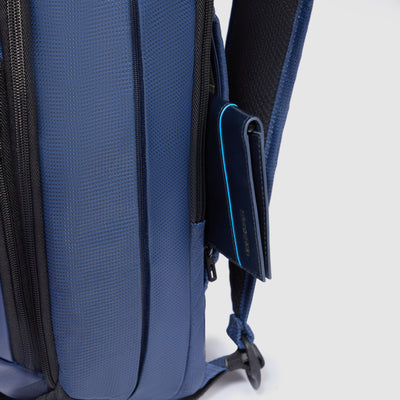 Zaino da Viaggio Piquadro PQ-Earth Porta PC 15,6'' iPad®Pro 12,9" in Pelle Vegana e in Tessuto Riciclato Blu