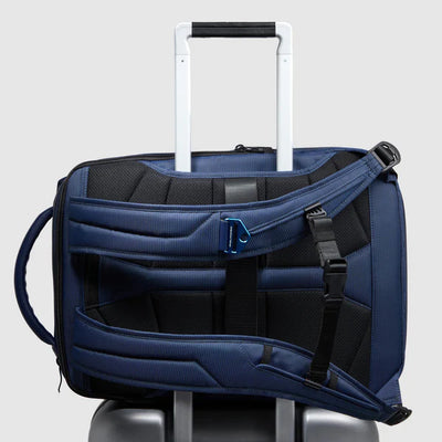 Zaino da Viaggio Espandibile Piquadro PQ-Earth con Porta PC 17'' e iPad®Pro 12,9" in Pelle Vegana e Tessuto Riciclato Blu