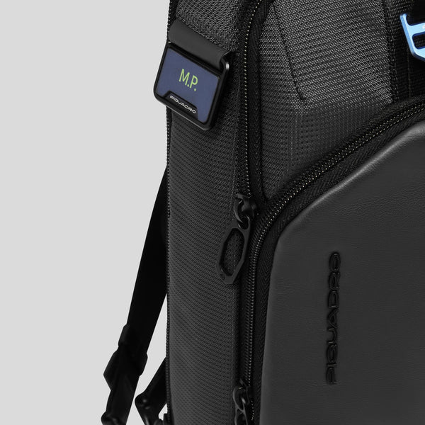 Zaino Monospalla da Uomo Piquadro PQ-Earth Porta iPad®mini in Pelle Vegana e Tessuto Riciclato Nero