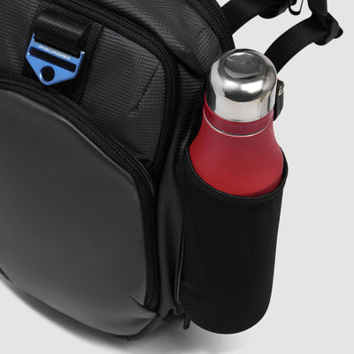 Zaino Monospalla da Uomo Piquadro PQ-Earth Porta iPad®mini in Pelle Vegana e Tessuto Riciclato Nero