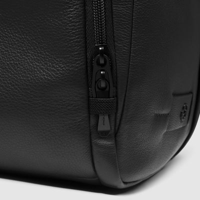 Zaino da Uomo Piquadro Russel in Pelle con Porta PC 15,6'' Nero