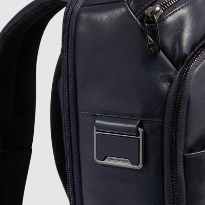 Zaino Piccolo da Uomo Piquadro New Classic in Pelle con Porta PC 13'' Blu