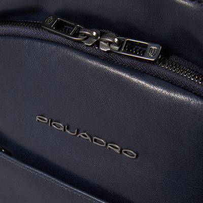 Zaino Piccolo da Uomo Piquadro New Classic in Pelle con Porta PC 13'' Blu