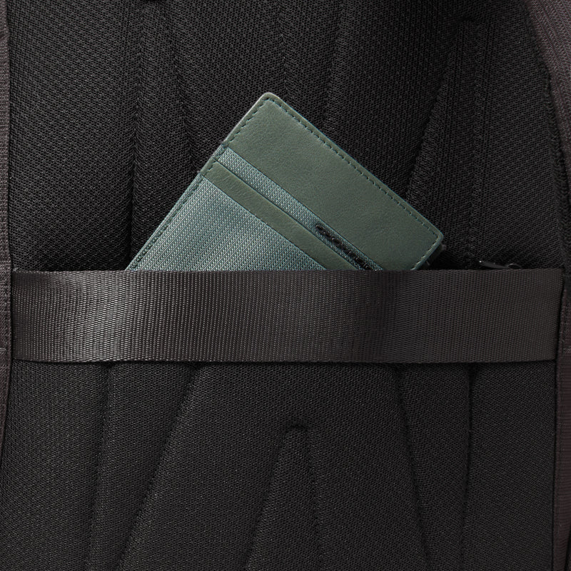 Zaino Piquadro Marcel in Pelle e Tessuto con Porta PC 15,6" Testa di Moro