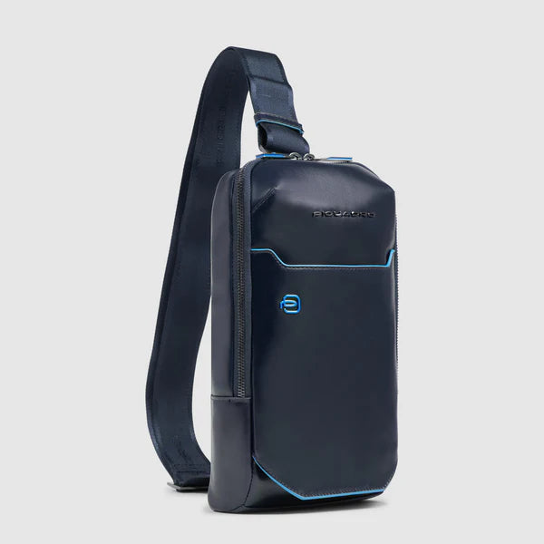 Zaino Monospalla da Uomo Piquadro Blue Square in Pelle con Porta iPad®mini Blu