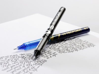 Penna Roller Pilot Hi-Tecpoint V5 con Punta Extra Fine 0,5 mm Nero