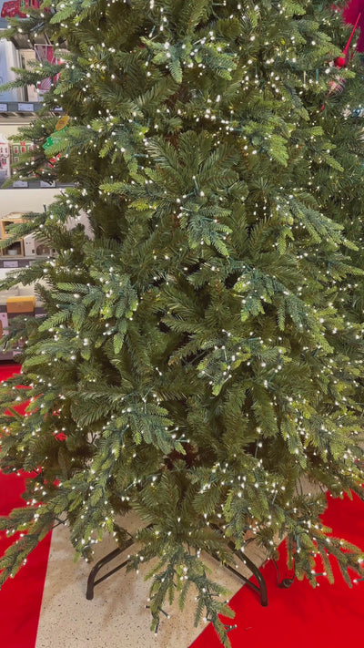 Abete Luxury New EDG in PVC e PE con 2000 LED e 1839 Rami 100 x 180 cm